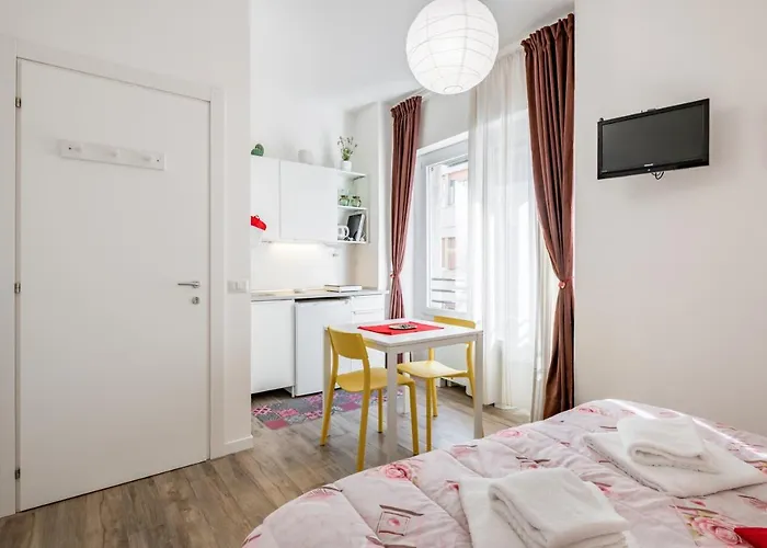 Guesthost - Fortezza Appartement *