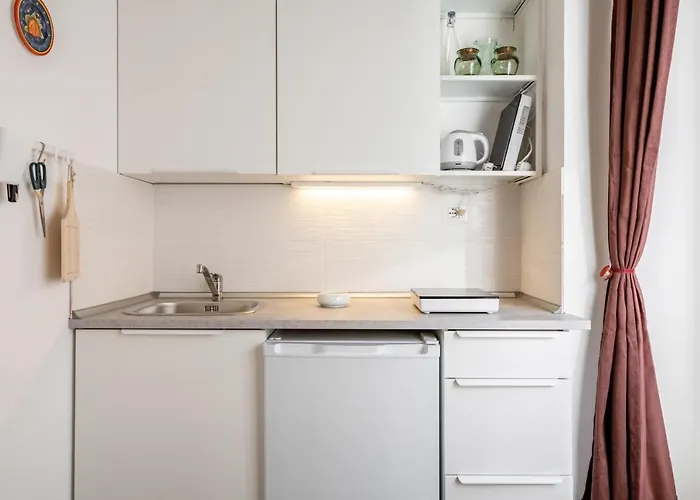 Guesthost - Fortezza Appartement