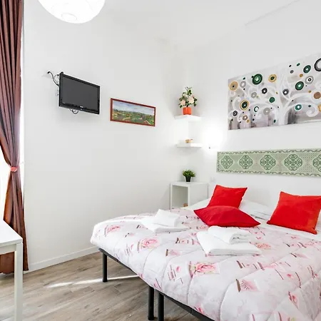 Guesthost - Fortezza Апартаменты